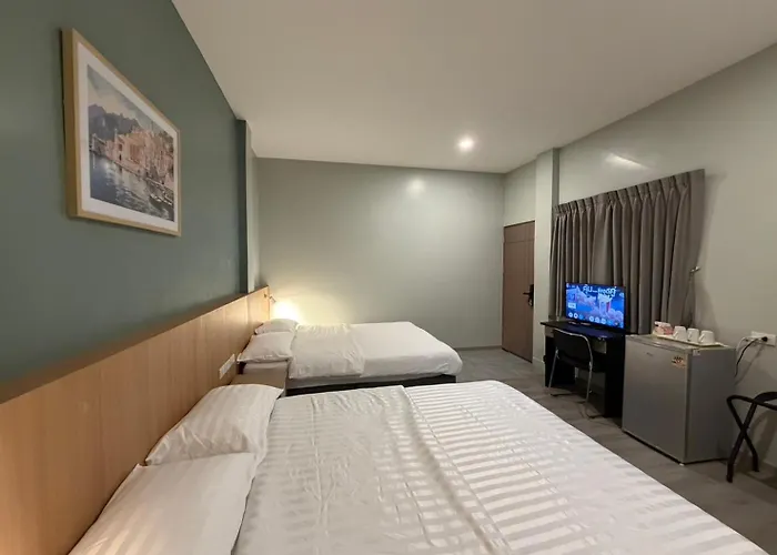 Wan Ratchatewi Hostel