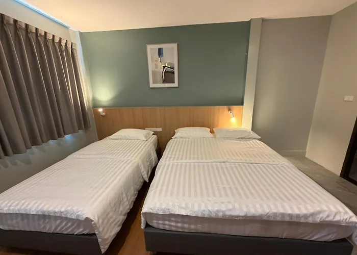 Wan Ratchatewi Hostel Bangkok