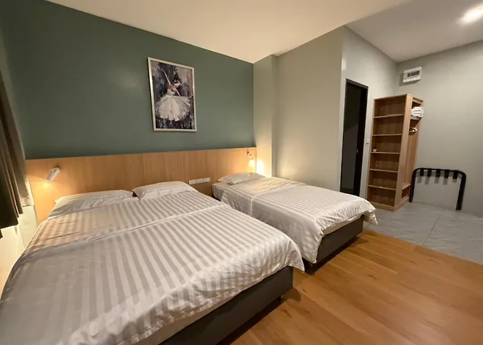Wan Ratchatewi Hostel Bangkok